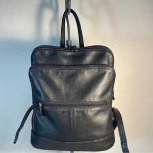 ili New York Adjustable Strap Leather Backpack